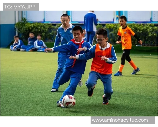 校园足球助力青少年成长与团结精神培养的全新探索与实践 校园足球助力青少年成长与团结精神培养的全新探索与实践