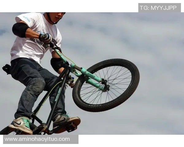 杭州极限运动队与北京极限运动队赛后状态分析与表现对比 杭州极限运动队与北京极限运动队赛后状态分析与表现对比